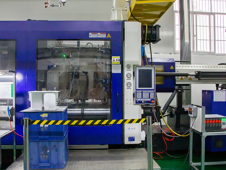 广东永超注塑模具加工厂家注塑加工车间实拍图片