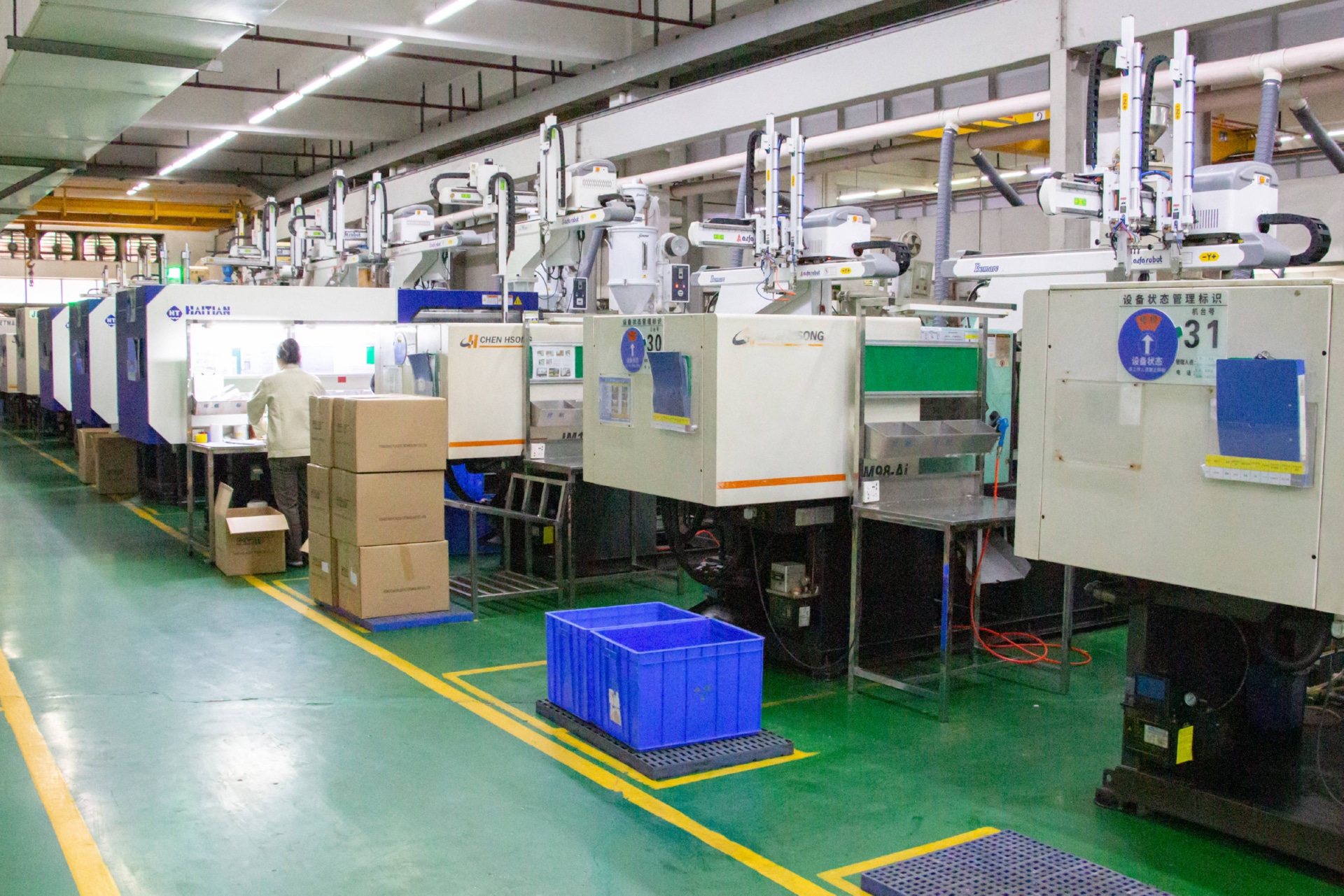 广东永超注塑模具加工厂家注塑加工车间实拍图片